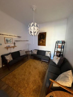 Cwtch for couples - in the heart of Tenby town